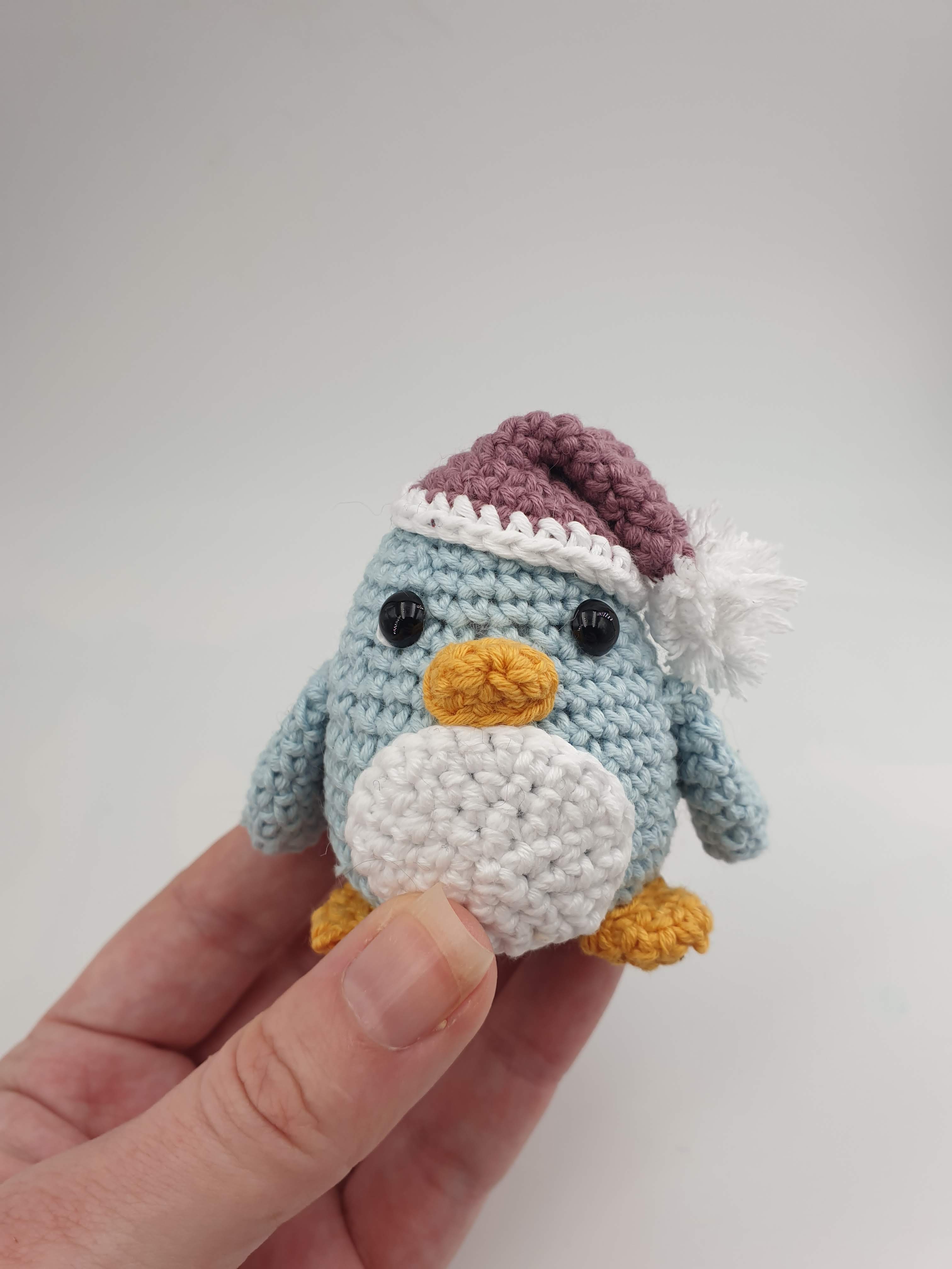 Mini Christmas Penguin – Ninja Cat Crafts
